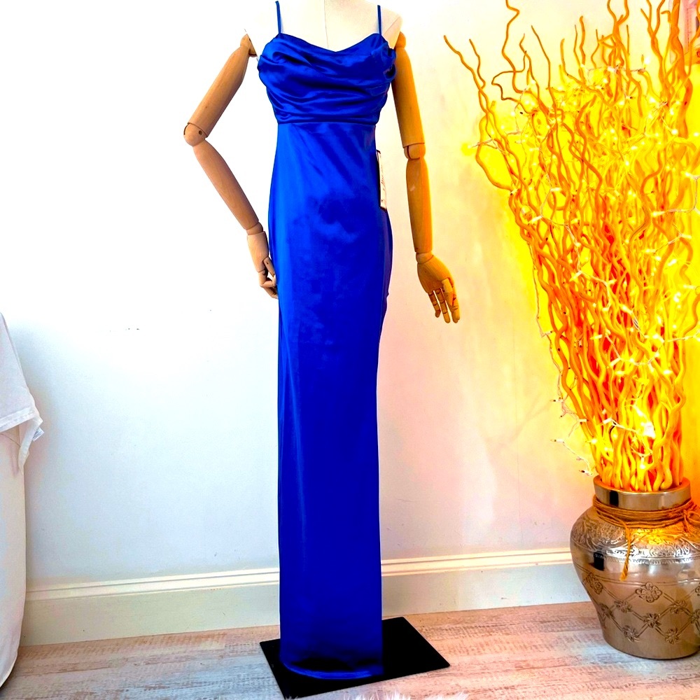NWT ROYAL BLUE DRESS 🦋